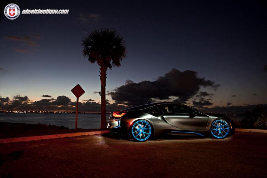  BMW i8 on HRE Wheels 2014 года  (фото 8 из 12)